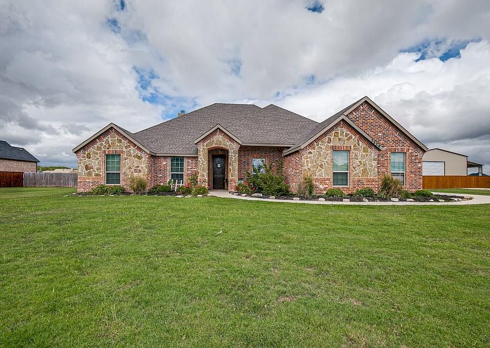 1st image of 3526 County Road 2526