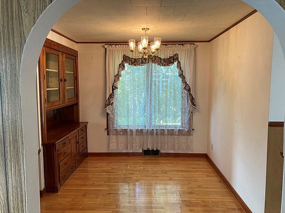 4th image of 814 Quincy St