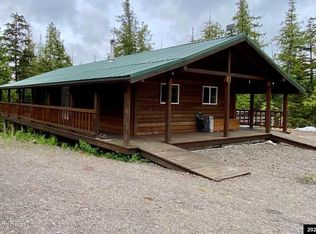 76 Alcoa Ln, Ketchikan, AK 99950