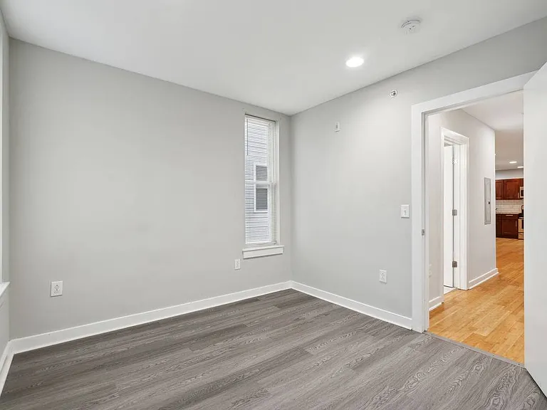 3044 Richmond St #9 — Photo 14