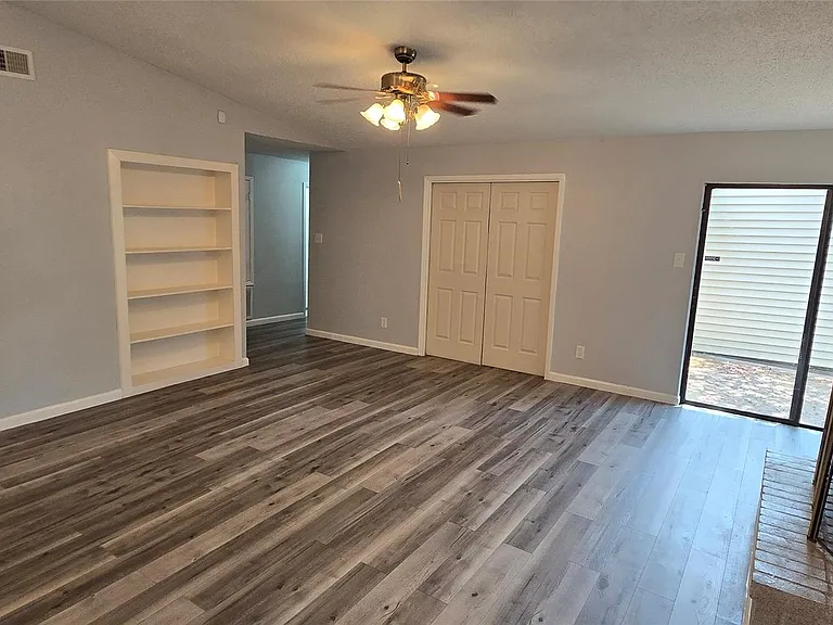 6311 Dawnridge Dr — Photo 7