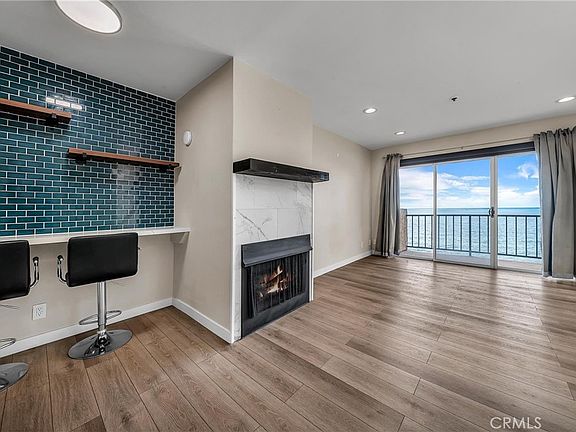 5th image of 535 Esplanade APT 111