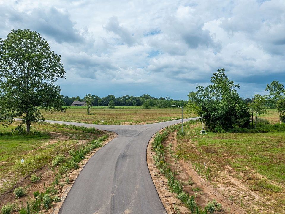 2nd image of Rosa Ct Lot 36