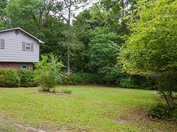 4th image of 113 Hamby Ln