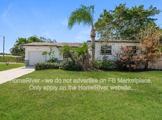 1628 Arizona Ave NE, Saint Petersburg, FL 33703