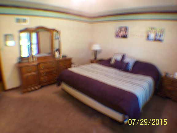 5th image of 320 SE Onyx Dr