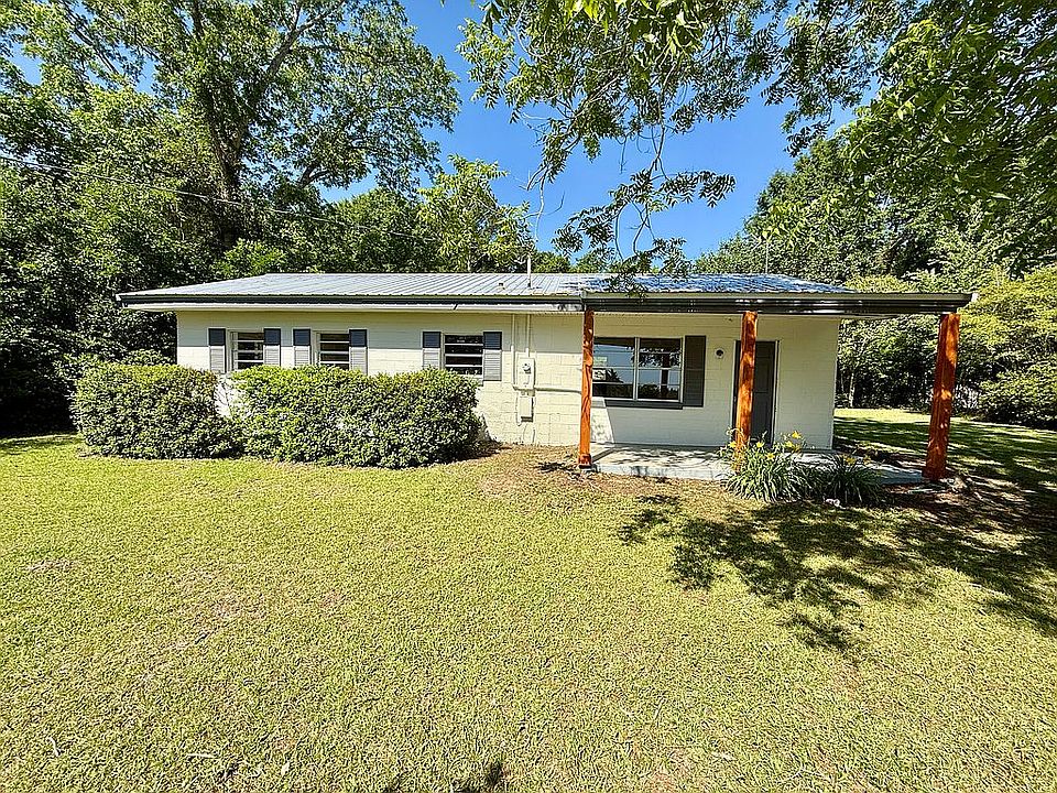 1st image of 3326 3rd Ave