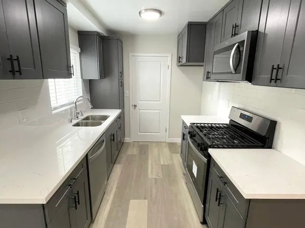 5170 E Anaheim Rd, Long Beach, CA 90815