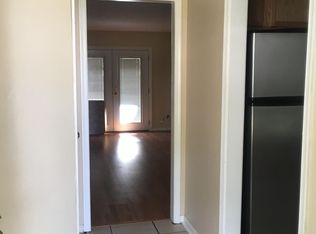 309 B E Montcastle Dr, Greensboro, NC 27406