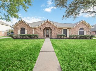 11108 Dawson Rd, Pearland, TX 77584
