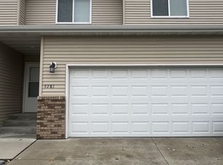 4281 Estate Dr S #1, Fargo, ND 58104