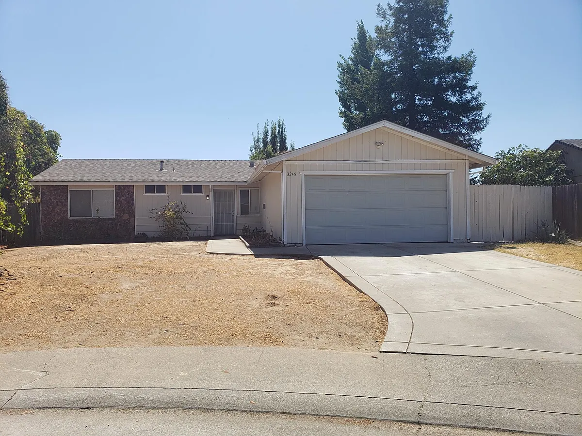 Building Photo - 3245 Sanbury Cir