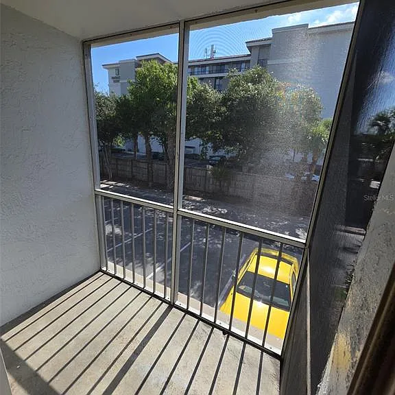 139 Oyster Bay Cir #220 — Photo 23