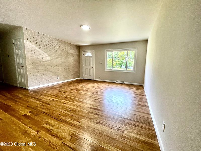 5th image of 13 Hathorn Boulevard