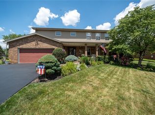 103 Jenny Lynn Dr, Aliquippa, PA 15001