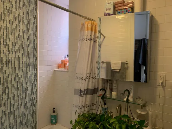 138 Edgecombe Avenue image 5 of 11