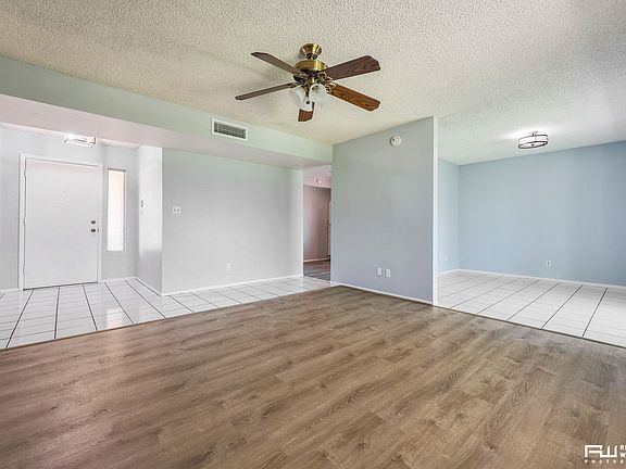 3rd image of 6515 W Desert Cove Ave