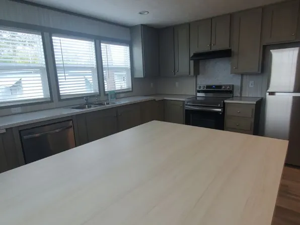 230 Sun Terrace St #230, Tampa, FL 33613