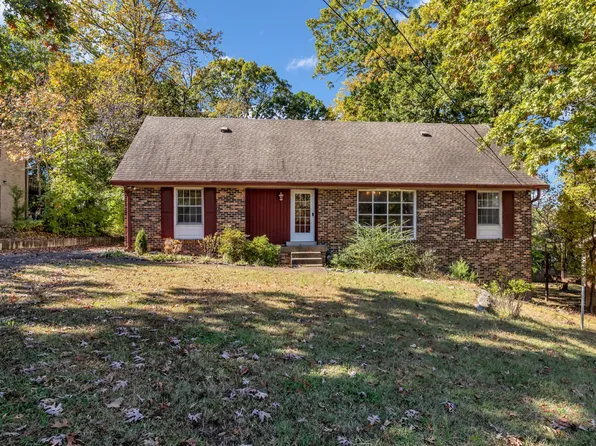 2437 Rychen Dr, Nashville, TN 37217