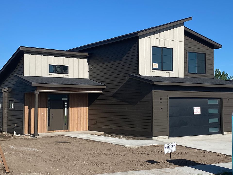 2nd image of 205 Northridge Dr