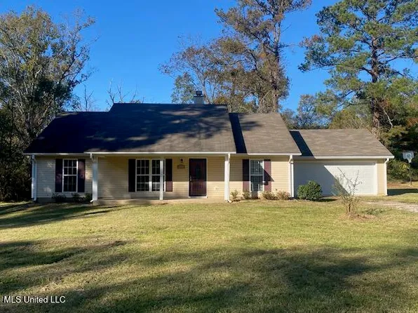 1055 Billy Bell Rd, Jackson, MS 39213