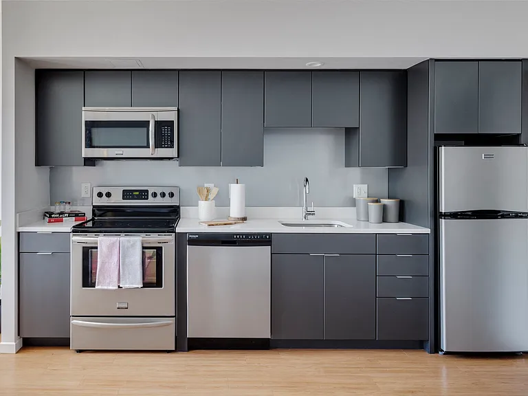 E3 Apartments — Photo 14