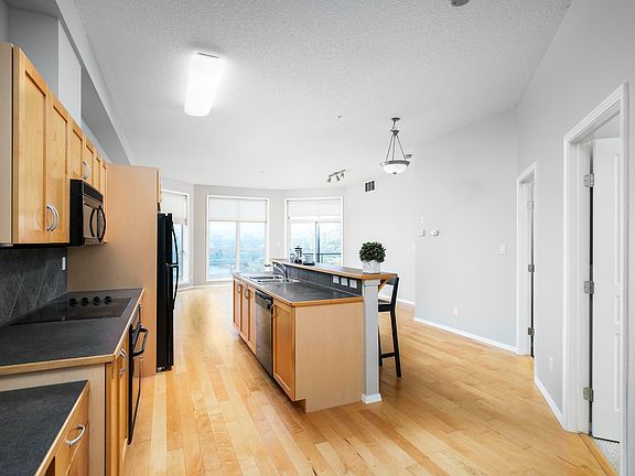 5th image of 9507 101st Ave NW #419