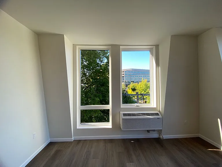 401 UNION — Photo 123