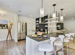 2208 Delcrest Dr, Austin, TX 78704