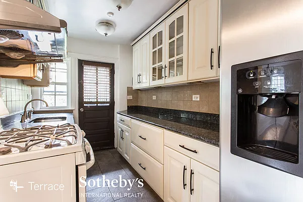 Sold by Terrace Sotheby's International Realty | media 5