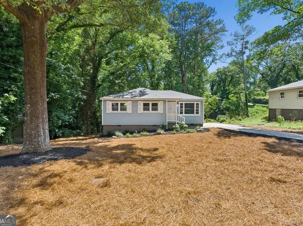 612 Hickory Trl SE, Mableton, GA 30126