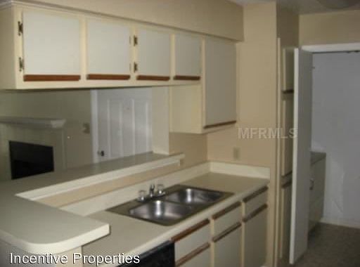2nd image of 4225 Thornbriar Ln APT O205