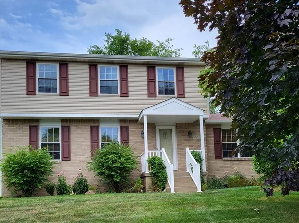 22 Hillcrest Dr, Harrison City, PA 15636
