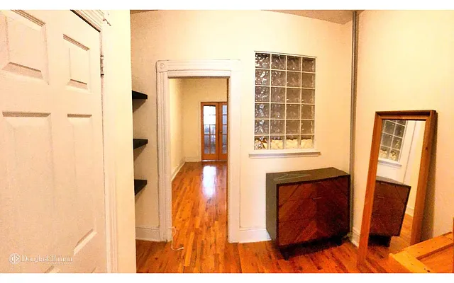 Rented by Douglas Elliman | media 38