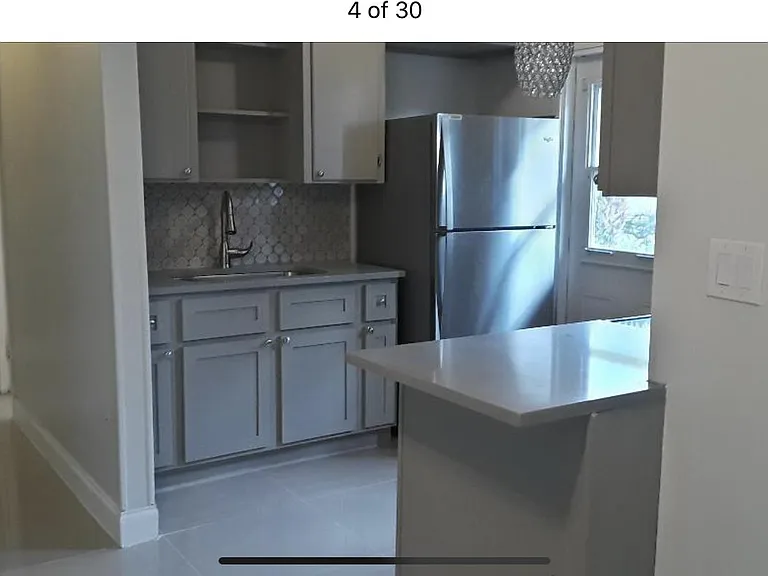 825 W 3rd St — Photo 7