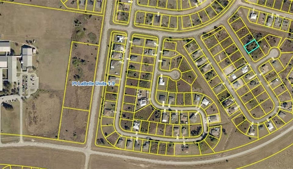 2nd image of 8007 Mangrove Cir