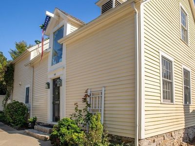 110 Clinton St, New Bedford, MA, 02740