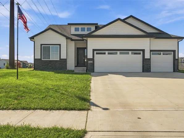 5532 147th St, Urbandale, IA 50323