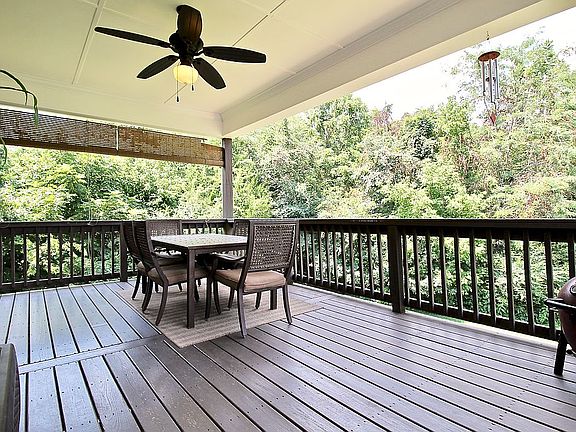 5th image of 1356 Sweetwater Dr