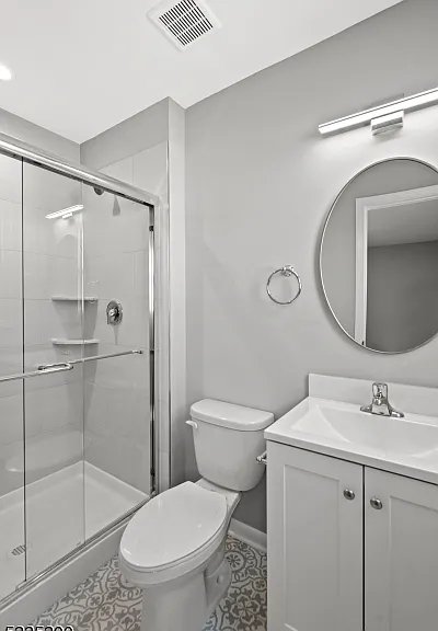 227 N 11th St #2 — Photo 15
