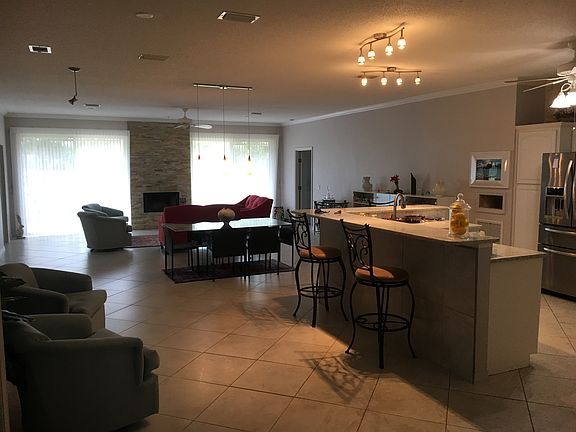 3rd image of 254 Golf Club Dr