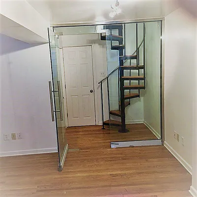 Rented by EXR | media 10