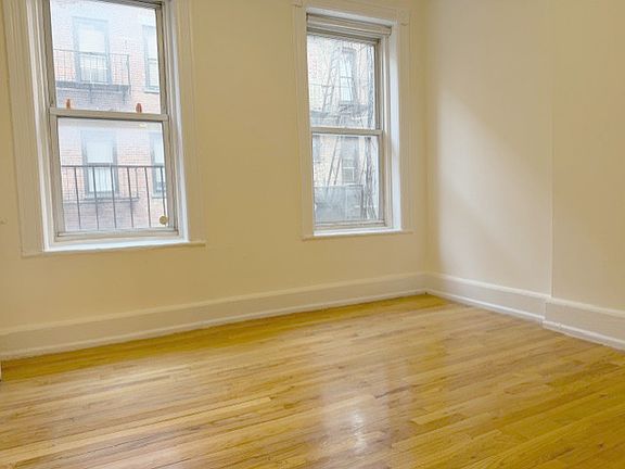 5th image of 421 E 72nd St #2D