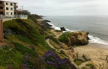 3rd image of 5026 Santa Cruz Ave