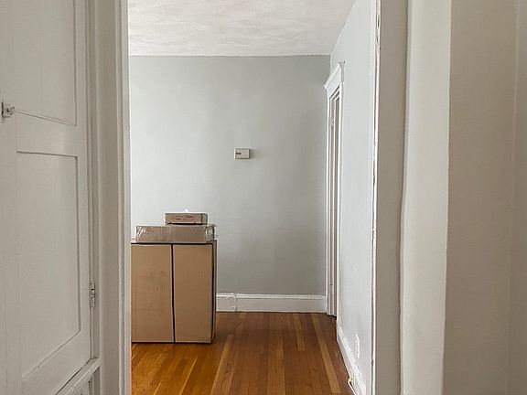 4th image of 71 Euston Rd #1