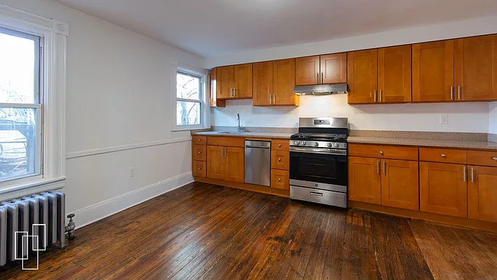 Rented by Garfield Realty  | media 19