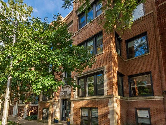 2nd image of 1453 W Winnemac Ave #1