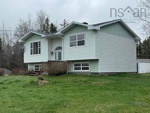 2nd image of 446 Alder Point Rd