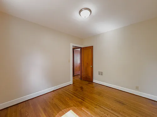 464 Shasta Dr — Photo 18