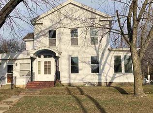 100 High St NE, Elkader, IA 52043